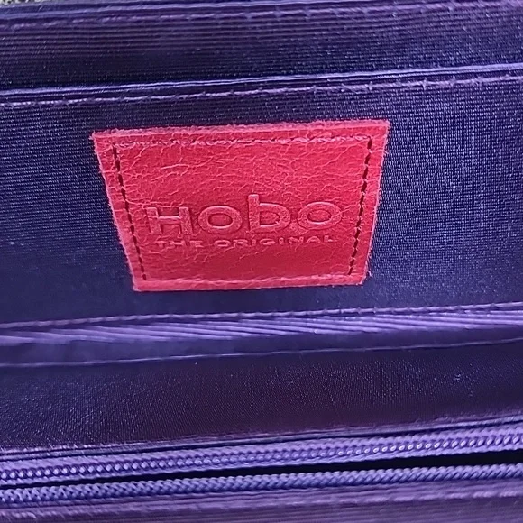 Hobo Gold Clutch Bag - Picture 5 of 5